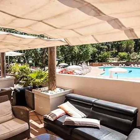 With One Bedroom In With Wonderful Sea View Shared Pool And Furnished Garden 1 Km From The Beach Appartement